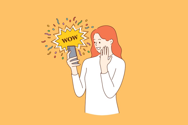 Illustration einer Frau, die auf ihr Telefon schaut und "wow" sagt